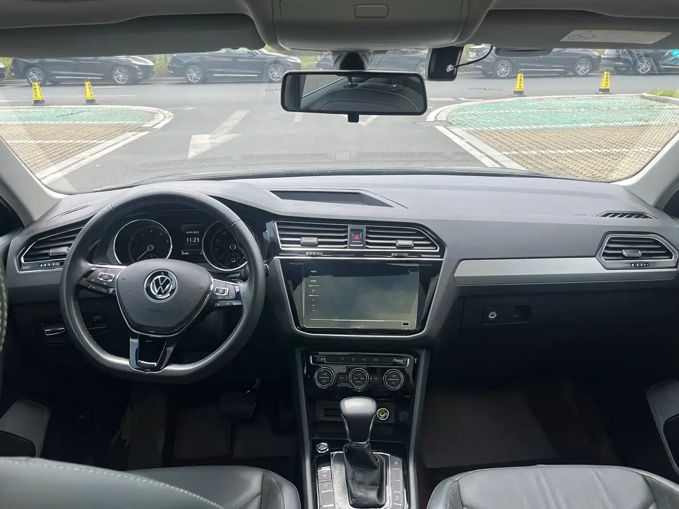 Volkswagen Tiguan L 2021 330TSI Automatic 2WD Smart фото 19