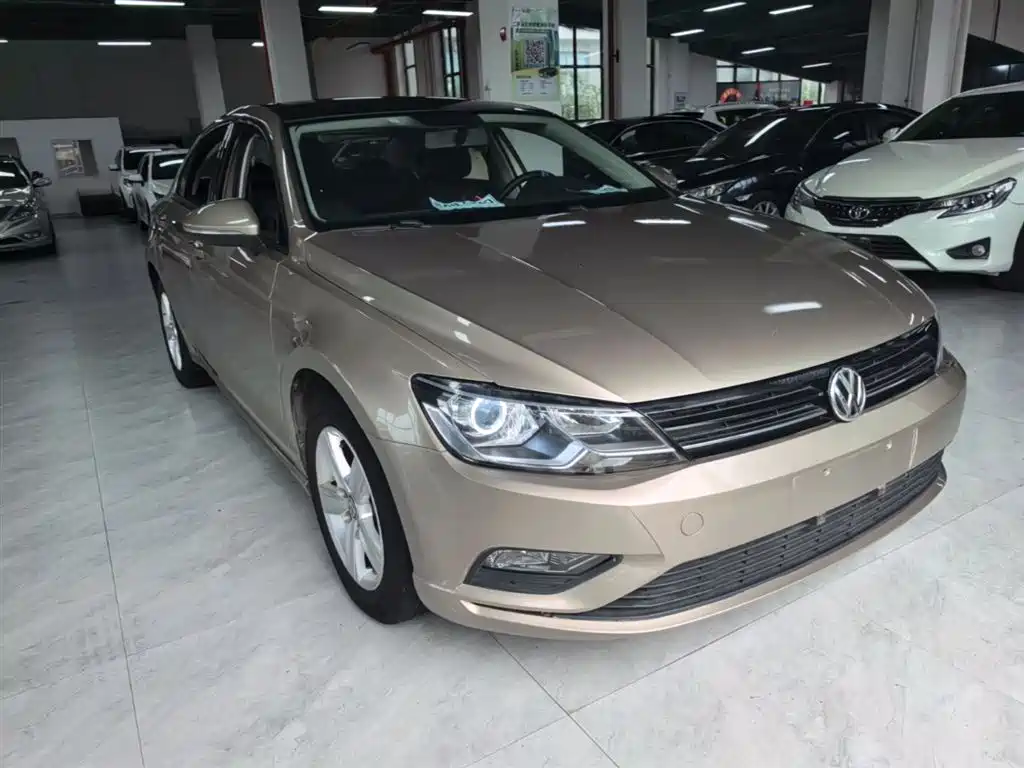 Volkswagen Lamando 2017 230TSI DSG Trend Edition фото 4