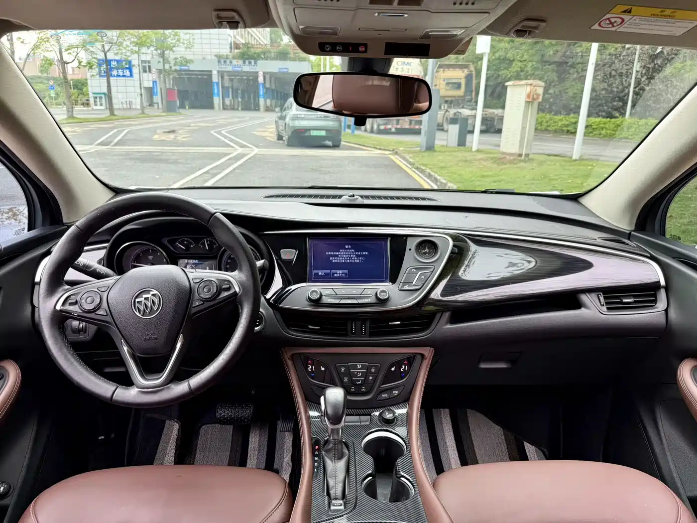 Buick Envision Plus 2018 20T 2WD Luxury фото 9