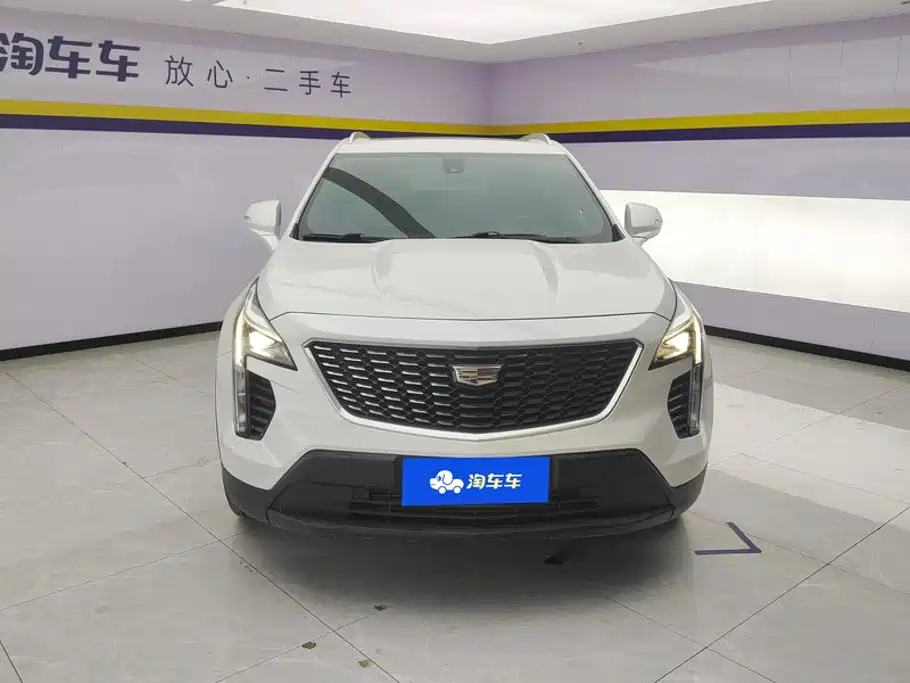 Photo 2 - Cadillac XT4