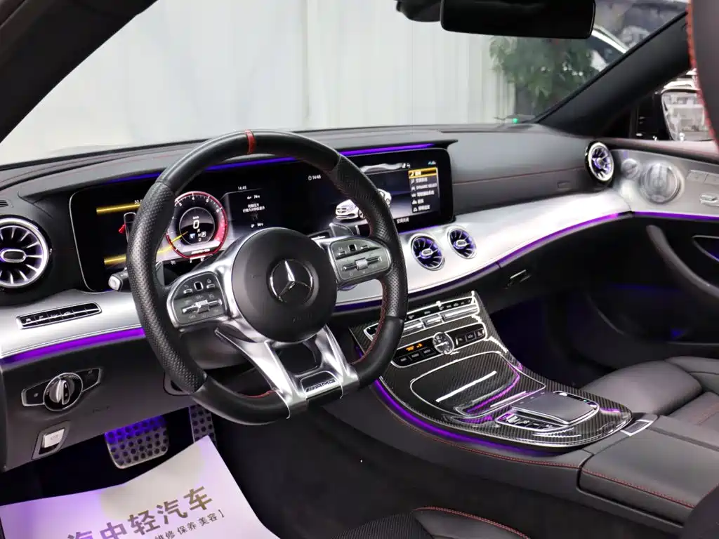 Mercedes-Benz E-Class, миниатюра 11
