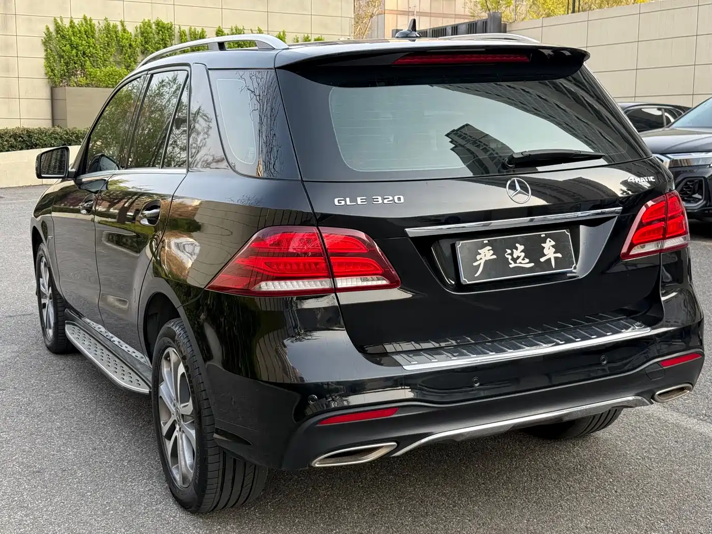 Mercedes-Benz GLE 2018 GLE 320 4MATIC Dynamic Ultimate Edition фото 4