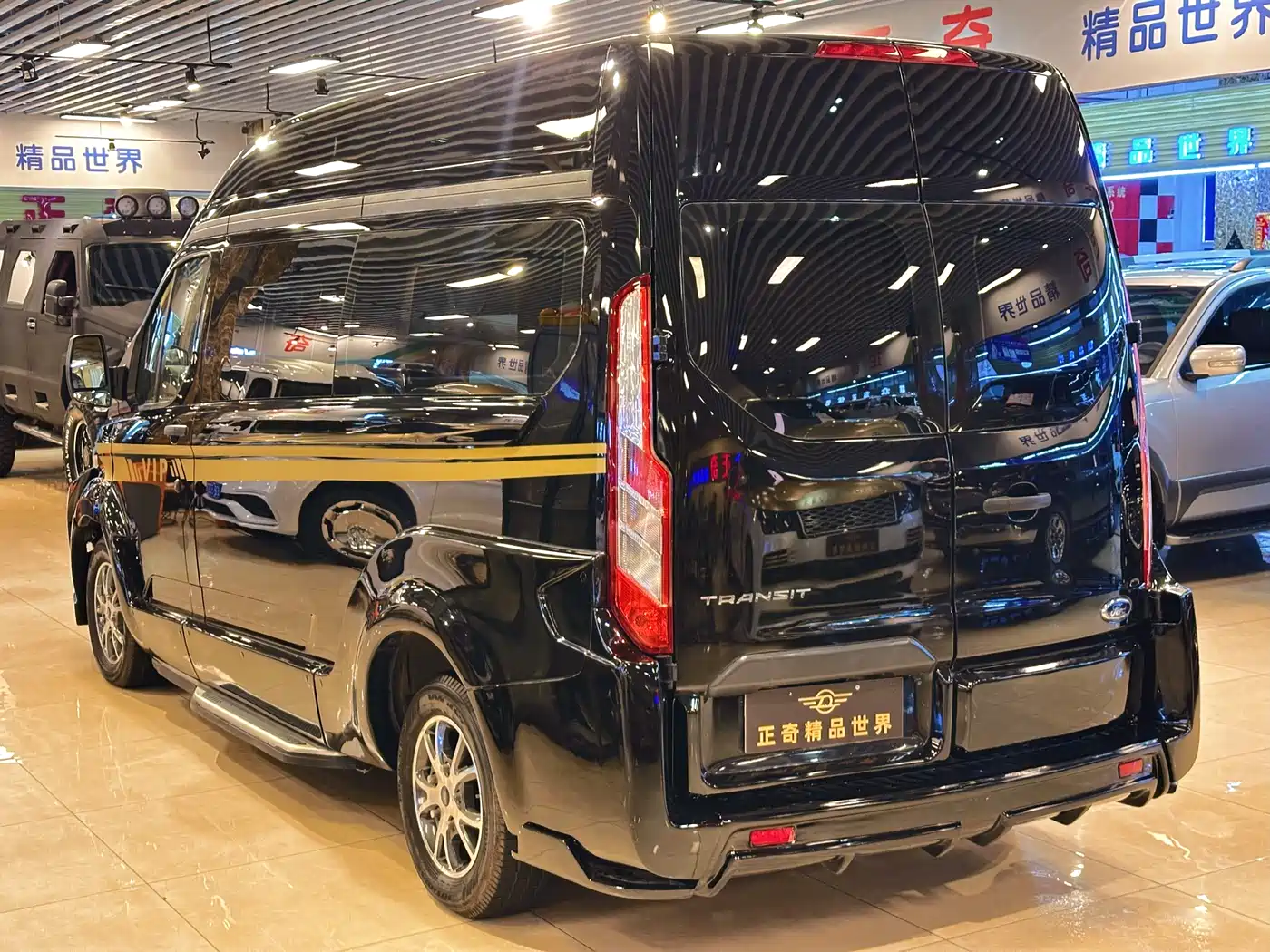 Ford Transit 2020 2.0T Gasoline Multi-purpose Commercial Vehicle Medium Wheelbase Low Roof Dual Swing Doors China V фото 4
