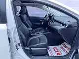Photo 18 - Toyota Corolla