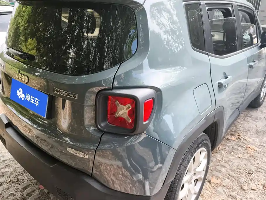 صورة 3 - Jeep Renegade