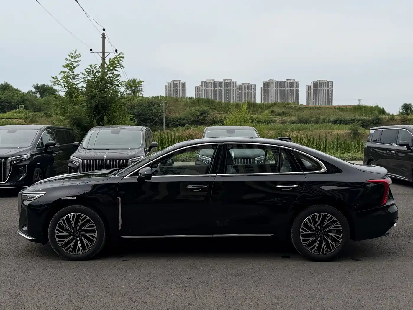 Hongqi H5 2026 2025 2.0T Automatic Flag Celebration 500,000 Units Anniversary Edition