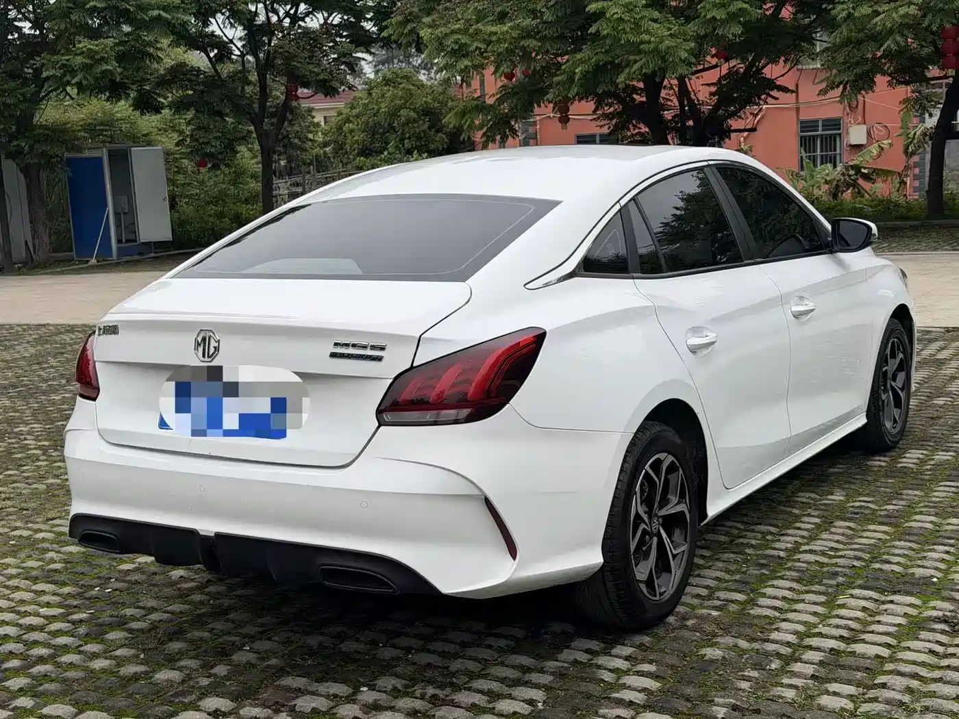 Фото 9 - MG MG5