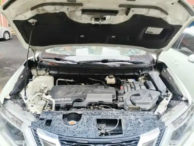 Nissan X-Trail 2019 2.0L CVT Smart Comfort 2WD — фото 3
