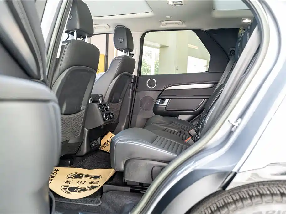 Land Rover Discovery 2023 Facelift 360PS R-Dynamic S фото 17