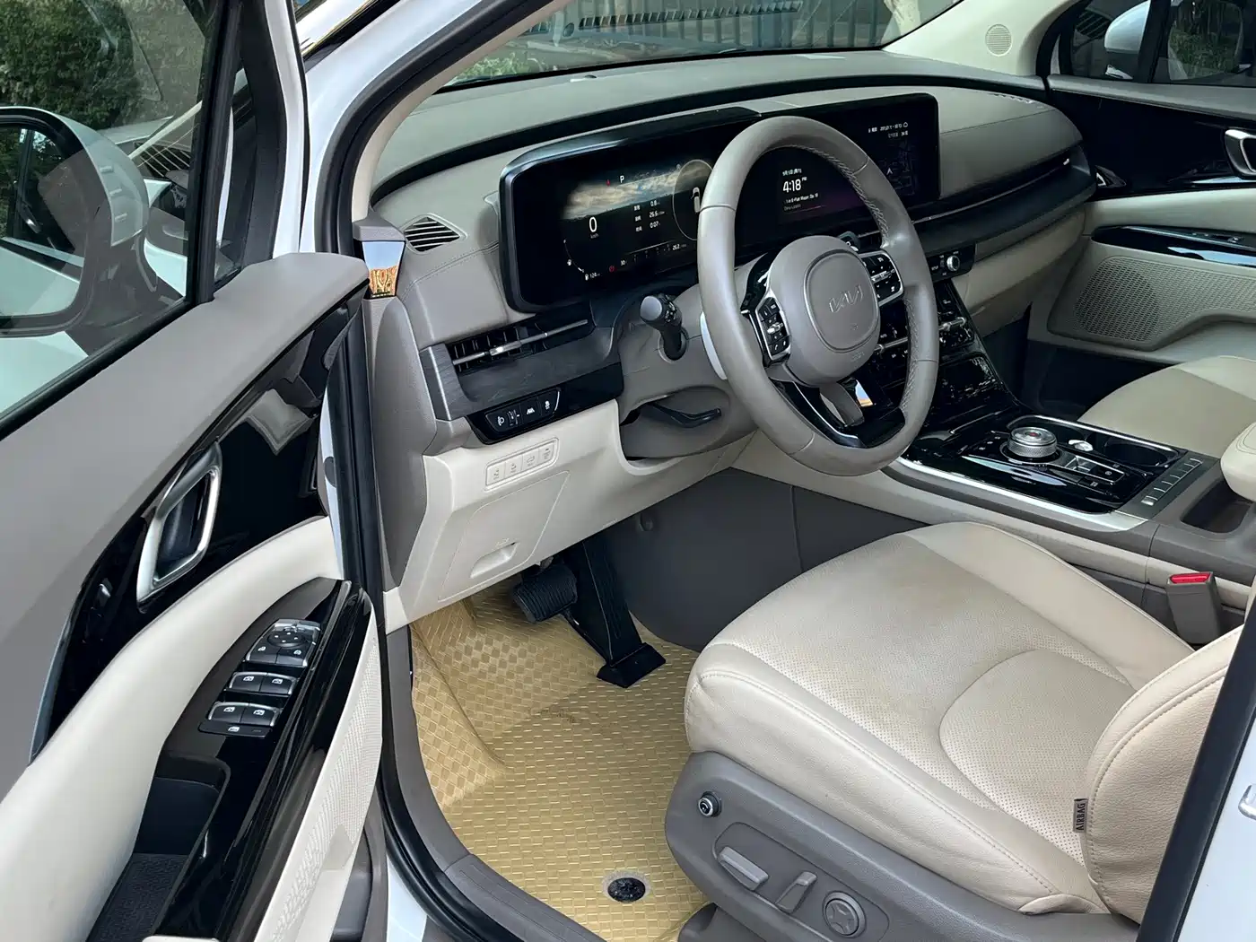 Kia Carnival 2021 2021 2.0T Luxury Tech Edition