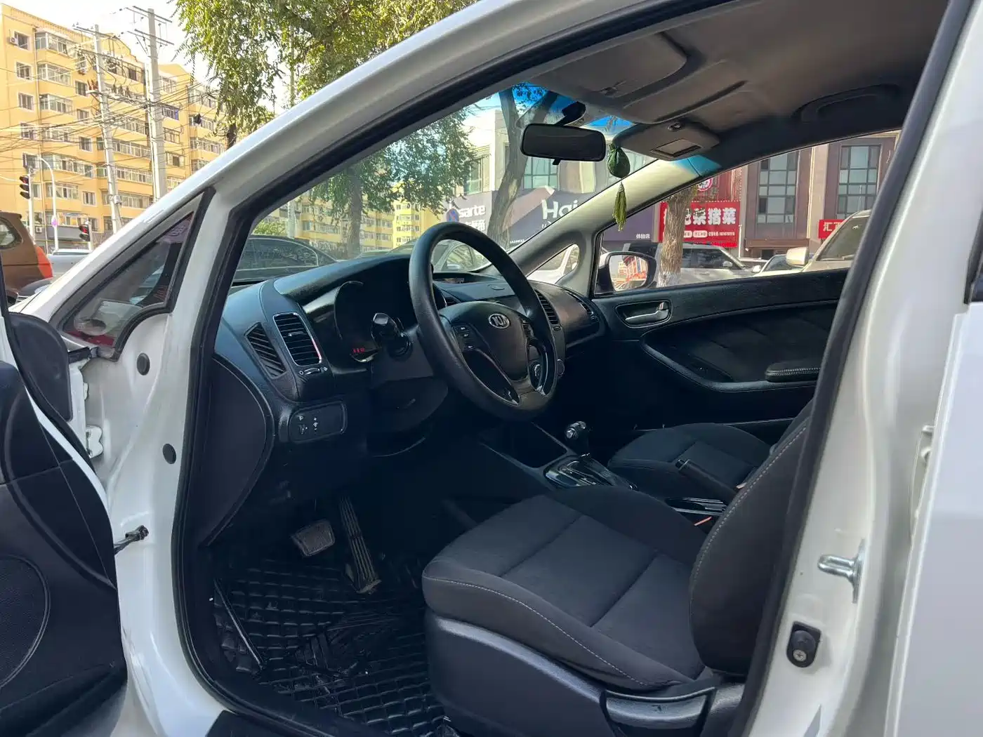 Kia K3 2015 1.6L Automatic GL фото 9