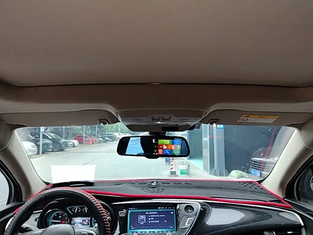 Photo 18 - Buick Envision Plus