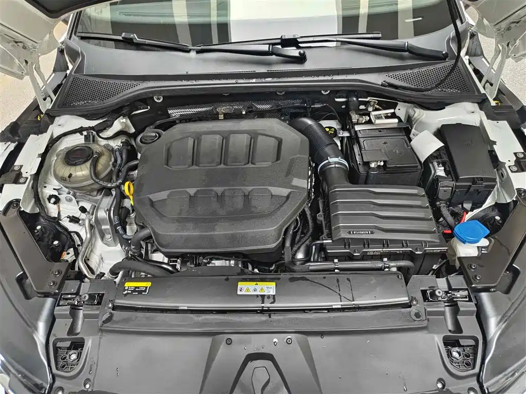 Volkswagen FAW-Volkswagen CC 2024 380TSI Eye-catching Edition фото 16