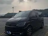 Фото 2 - Volkswagen Multivan