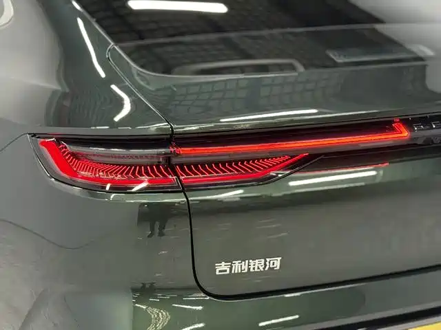 Geely Galaxy Galaxy Xingyao 8 2025 130km EM-P Starship Edition фото 4