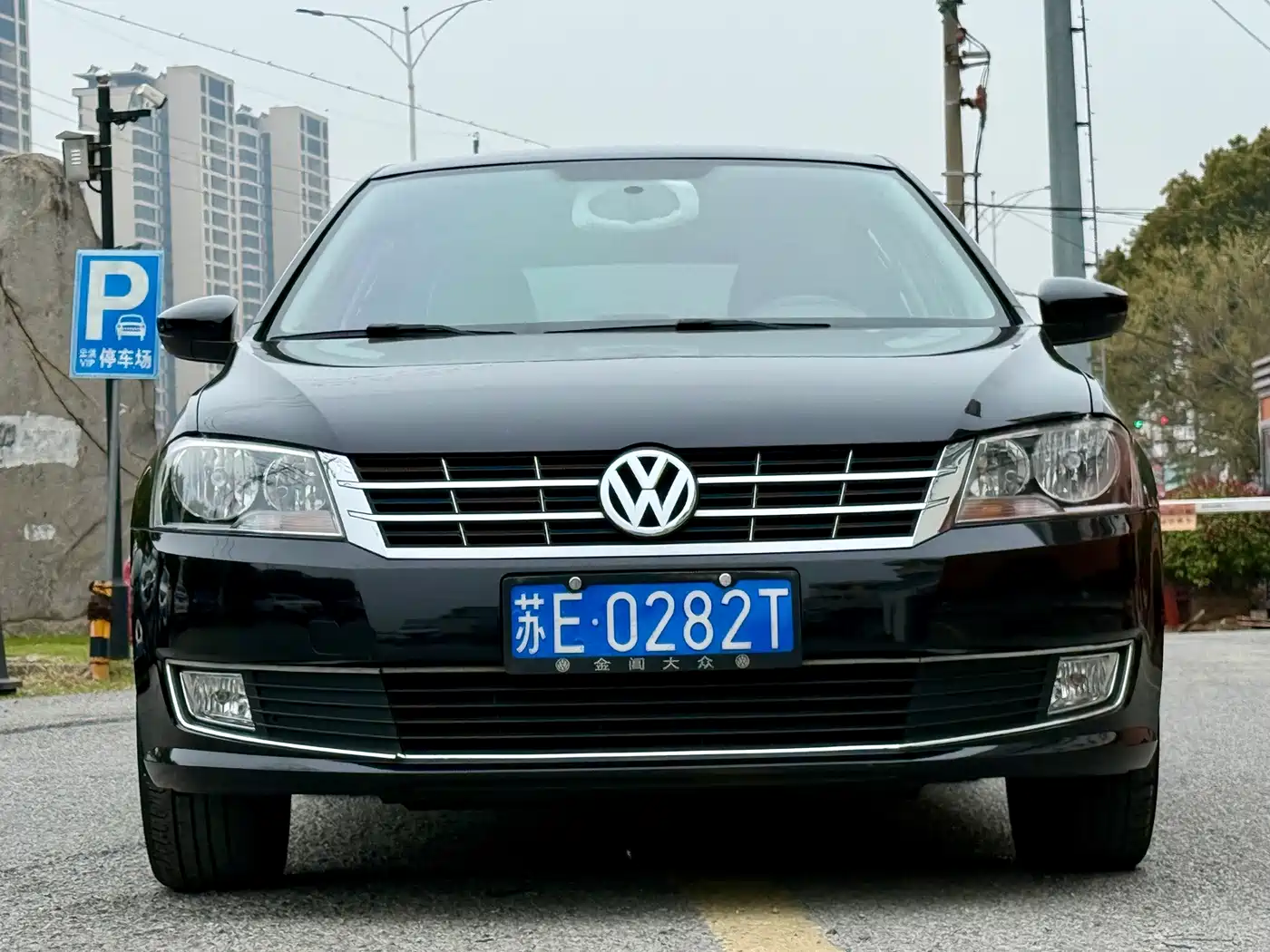 Volkswagen Lavida Tour 2013 1.4TSI Automatic Comfort