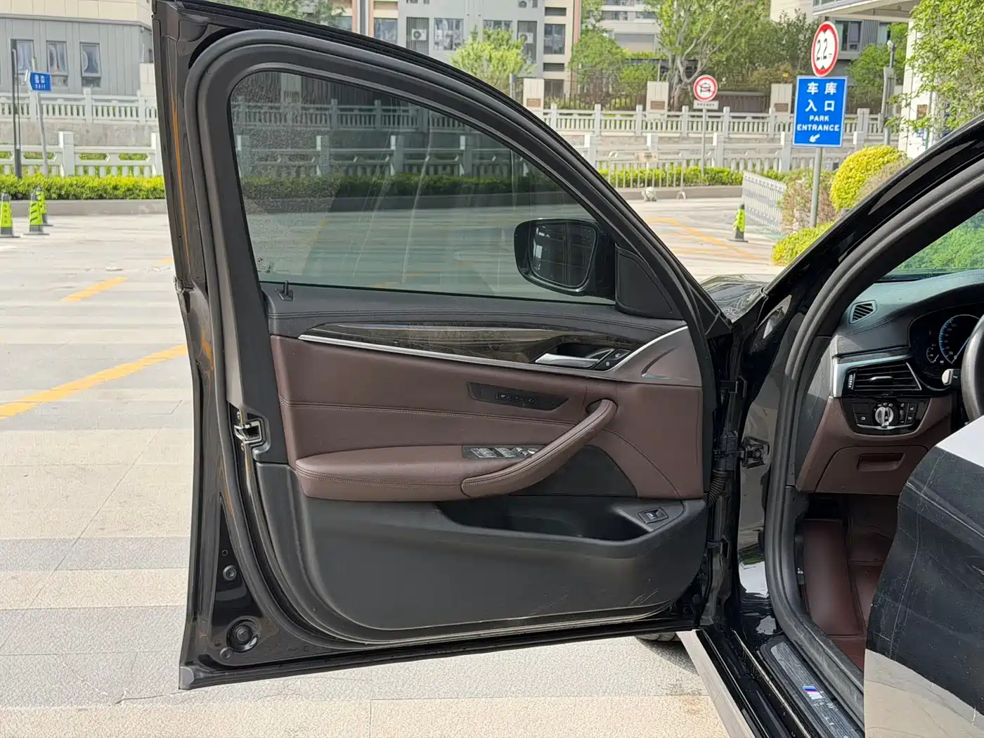 BMW 5 Series 2019 Facelift 525Li M Sport Package фото 17