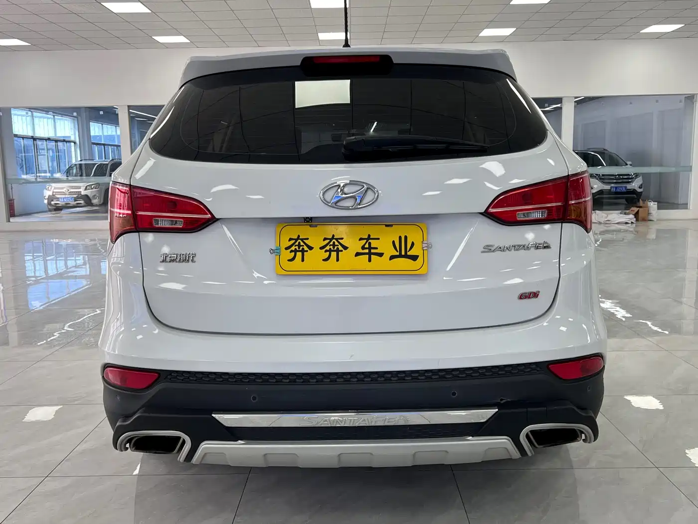 Hyundai Santa Fe 2013 Model 2.4L Automatic 2WD Smart фото 7