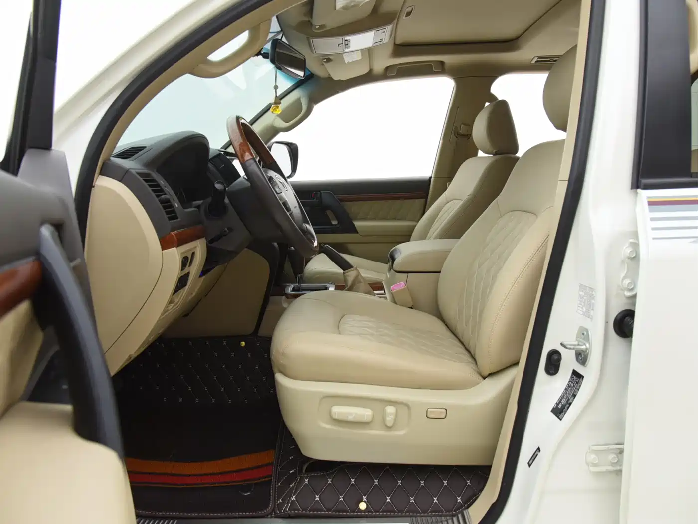 Toyota Land Cruiser (Import) 2015 2015 4.0L V6 Middle East Limited Edition