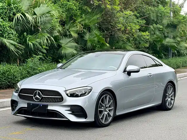 Mercedes-Benz E-Class E 260, купе