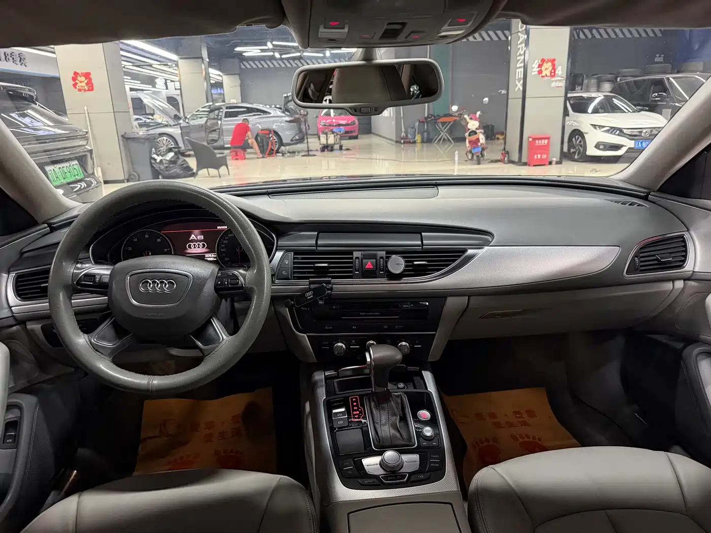 Photo 6 - Audi A6L