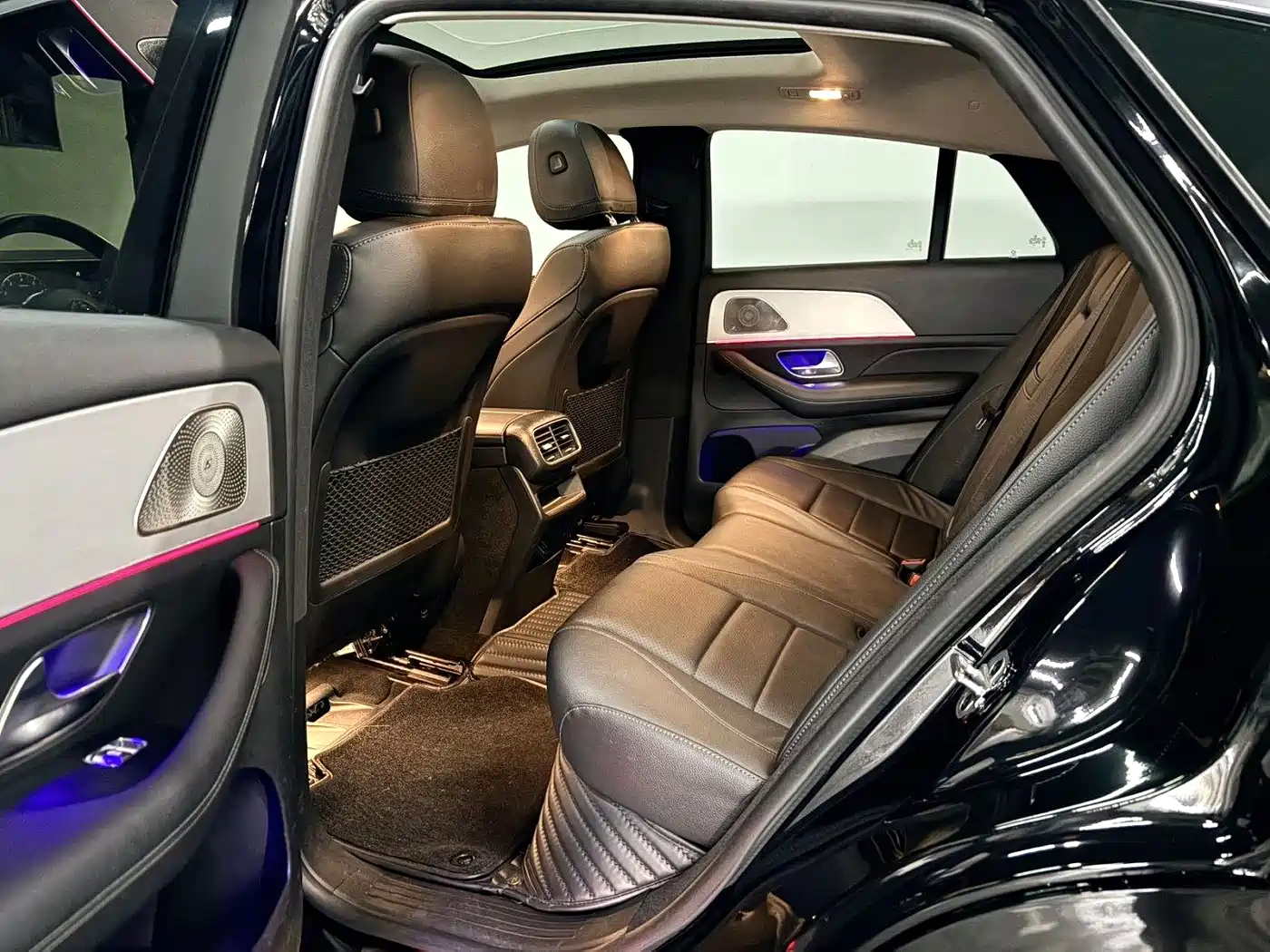 Mercedes-Benz GLE Coupe 2022 GLE 350 4MATIC Coupe SUV Fashion фото 5