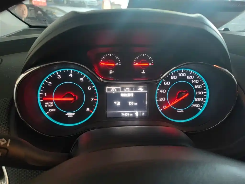 Chevrolet Cruze 2018 320 Automatic Pioneer Sunroof Edition фото 12