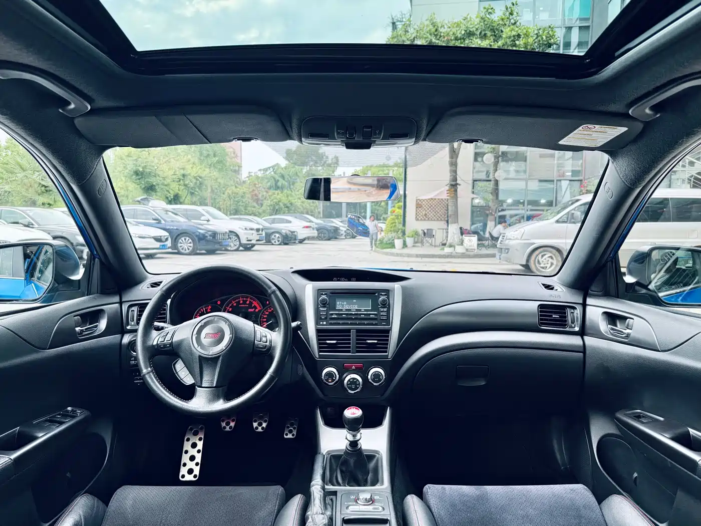 Subaru Impreza 2011 2.5T WRX STi Sedan фото 17