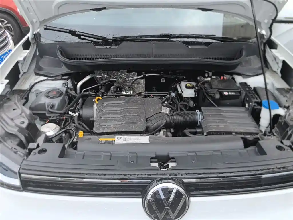 Volkswagen Tharu 2025 Model Rising Star 1.5L Advance Edition фото 16