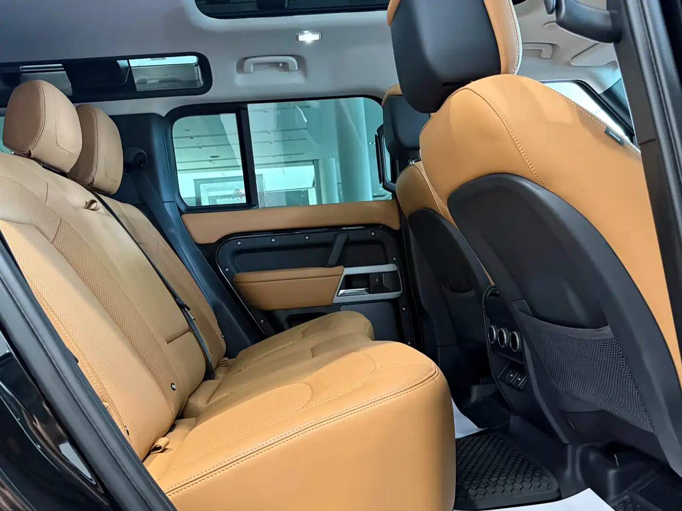 LAND ROVER GUARD
