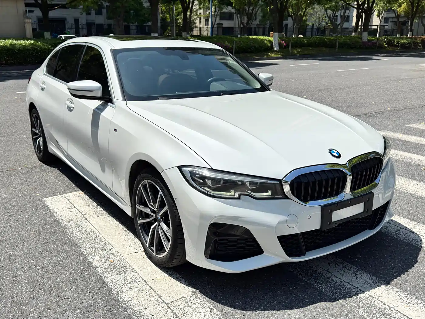 BMW 3 Series 2021 320Li M Sport Package фото 3