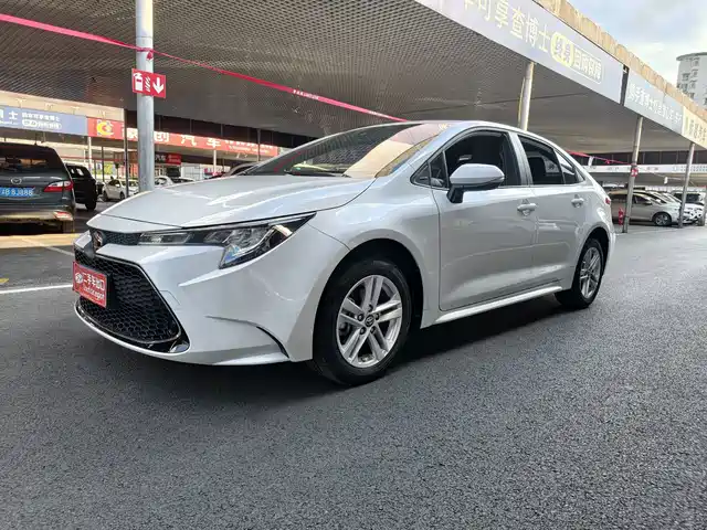 Toyota Levin 185T CVT, Люкс