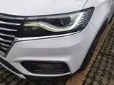 Фото 24 - Roewe RX5