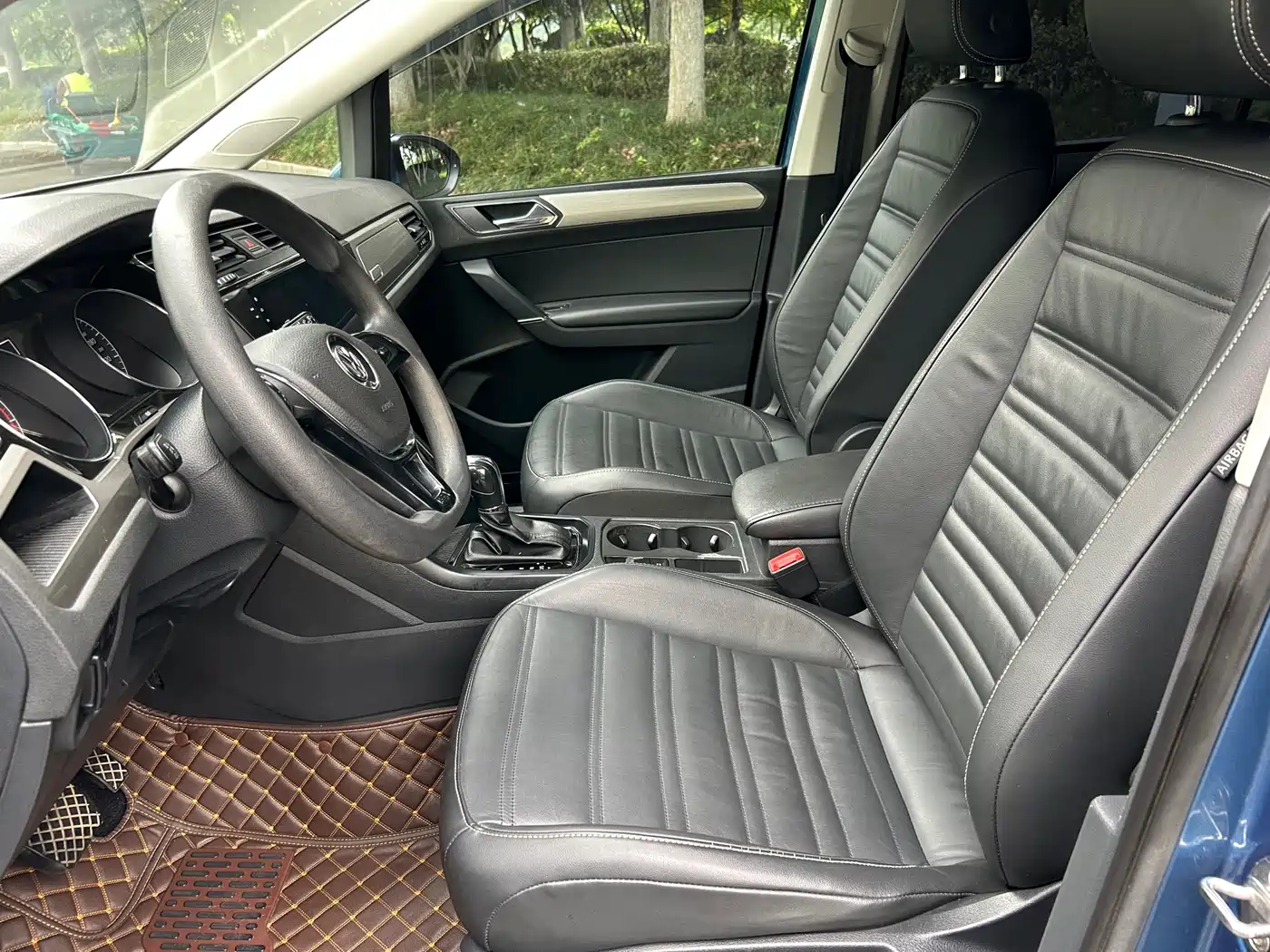 Volkswagen Touran 2016 Touran L 280TSI DSG Comfortline фото 10