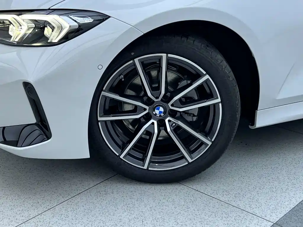 BMW 3 Series 2026 2026 325Li M Sport Package