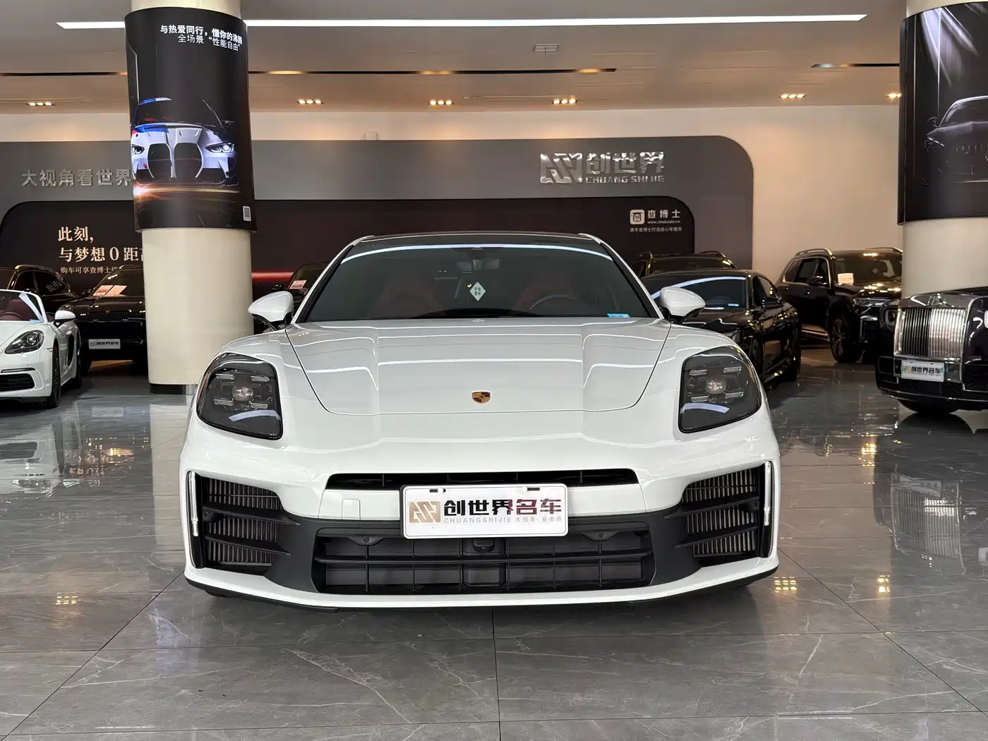 PORSCHE PANAMERA