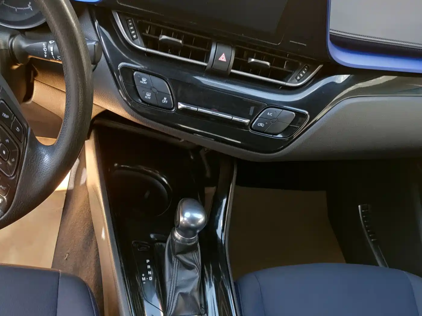 Toyota C-HR 2020 Model 2.0L Cool Cross Leading фото 20