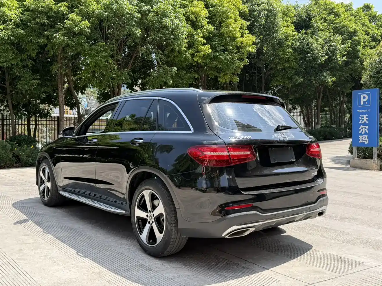 Mercedes-Benz GLC 2018 Facelift GLC 260 4MATIC Luxury фото 12