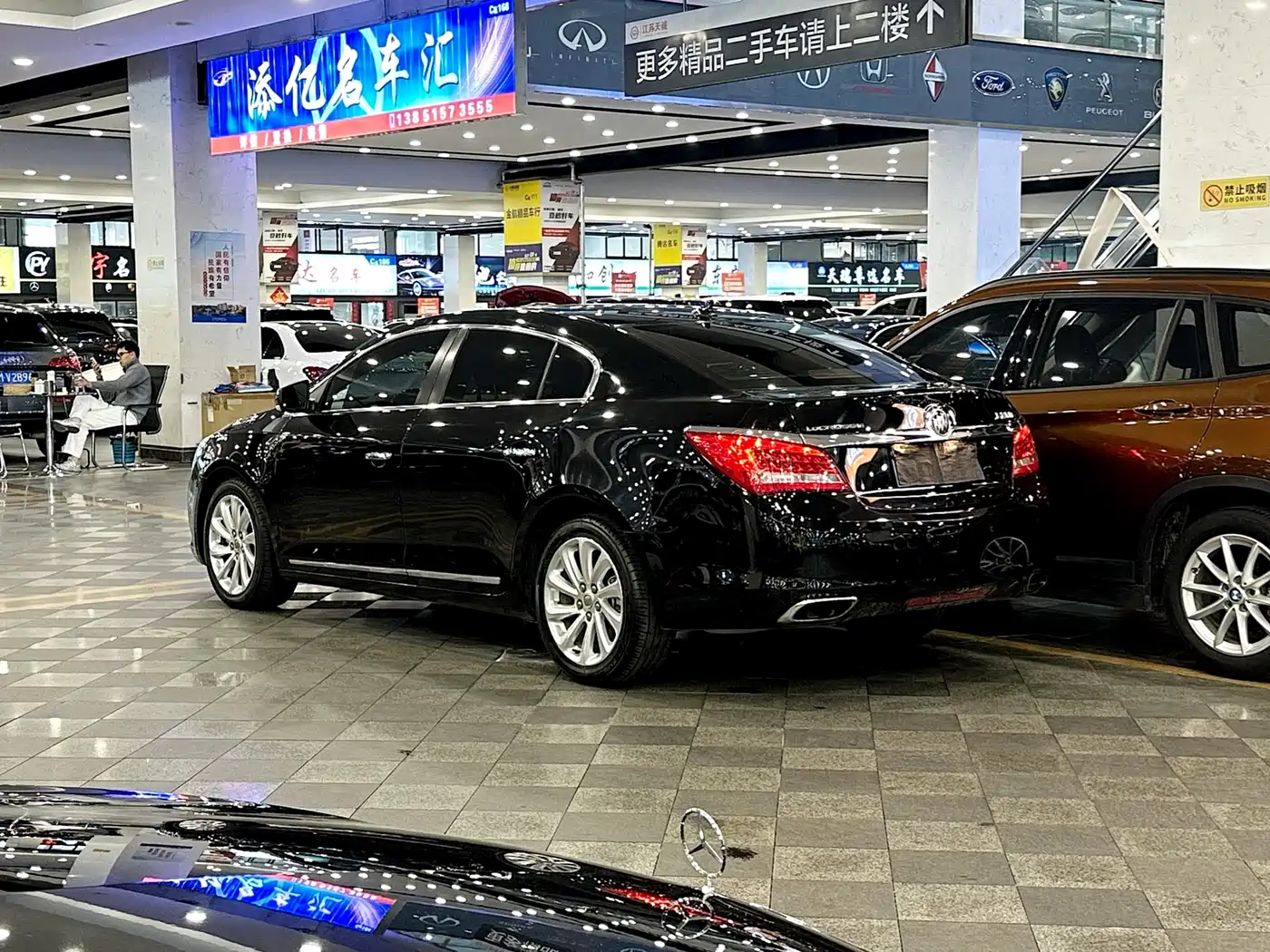 Buick LaCrosse 2013 2.4L SIDI Luxury Comfort фото 3