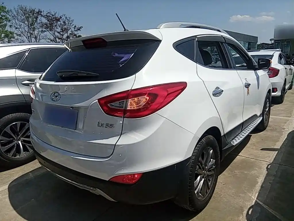Hyundai Beijing Hyundai ix35 2015 2.0L Automatic 2WD Smart Type China IV фото 7