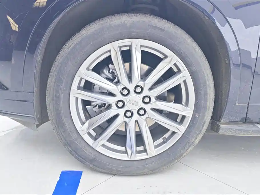 Cadillac XT6 2022 2.0T 7-Seater 2WD Luxury Edition фото 6
