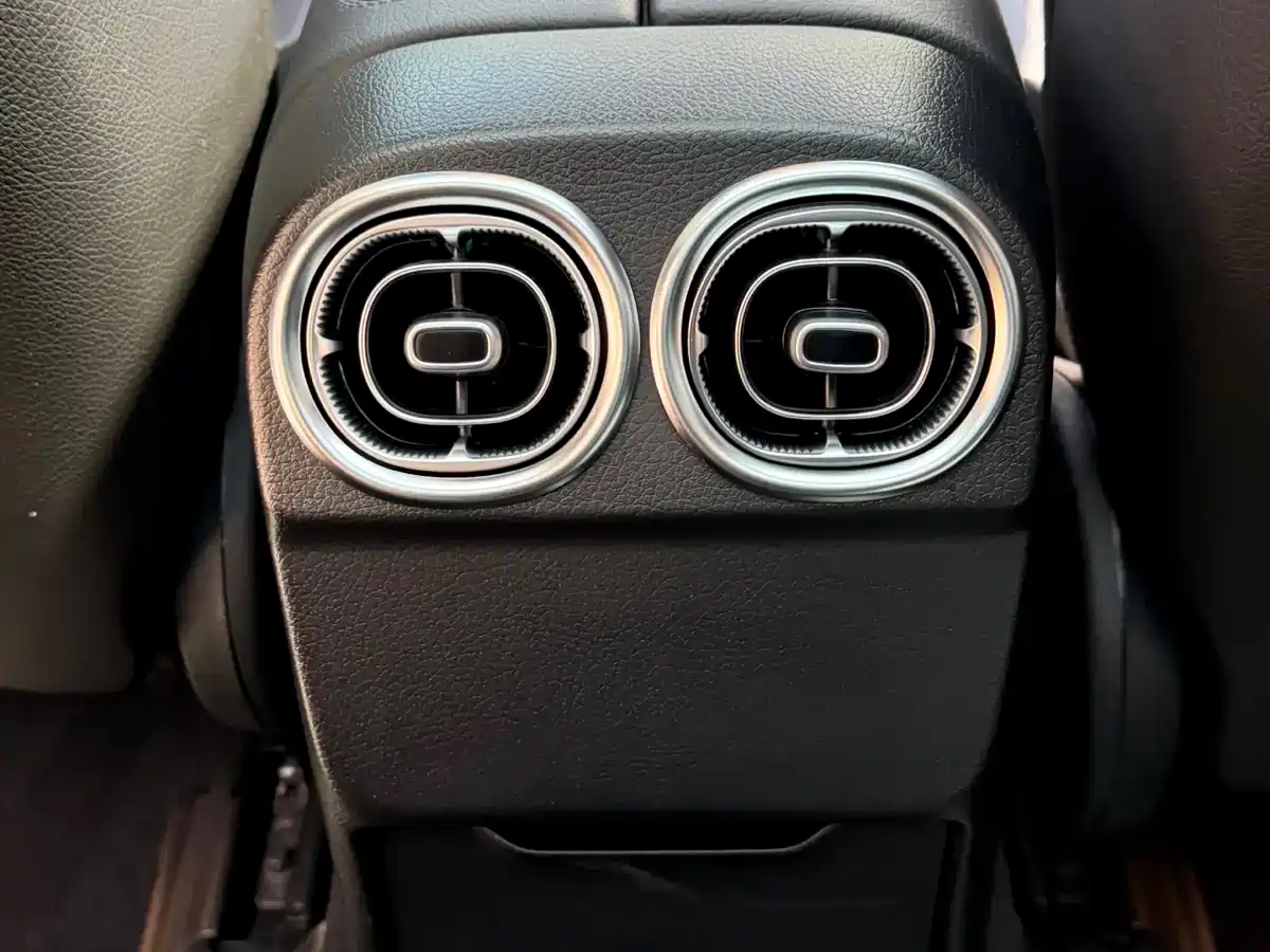 Mercedes-Benz C-Class 2023 C 260 L Sport фото 6