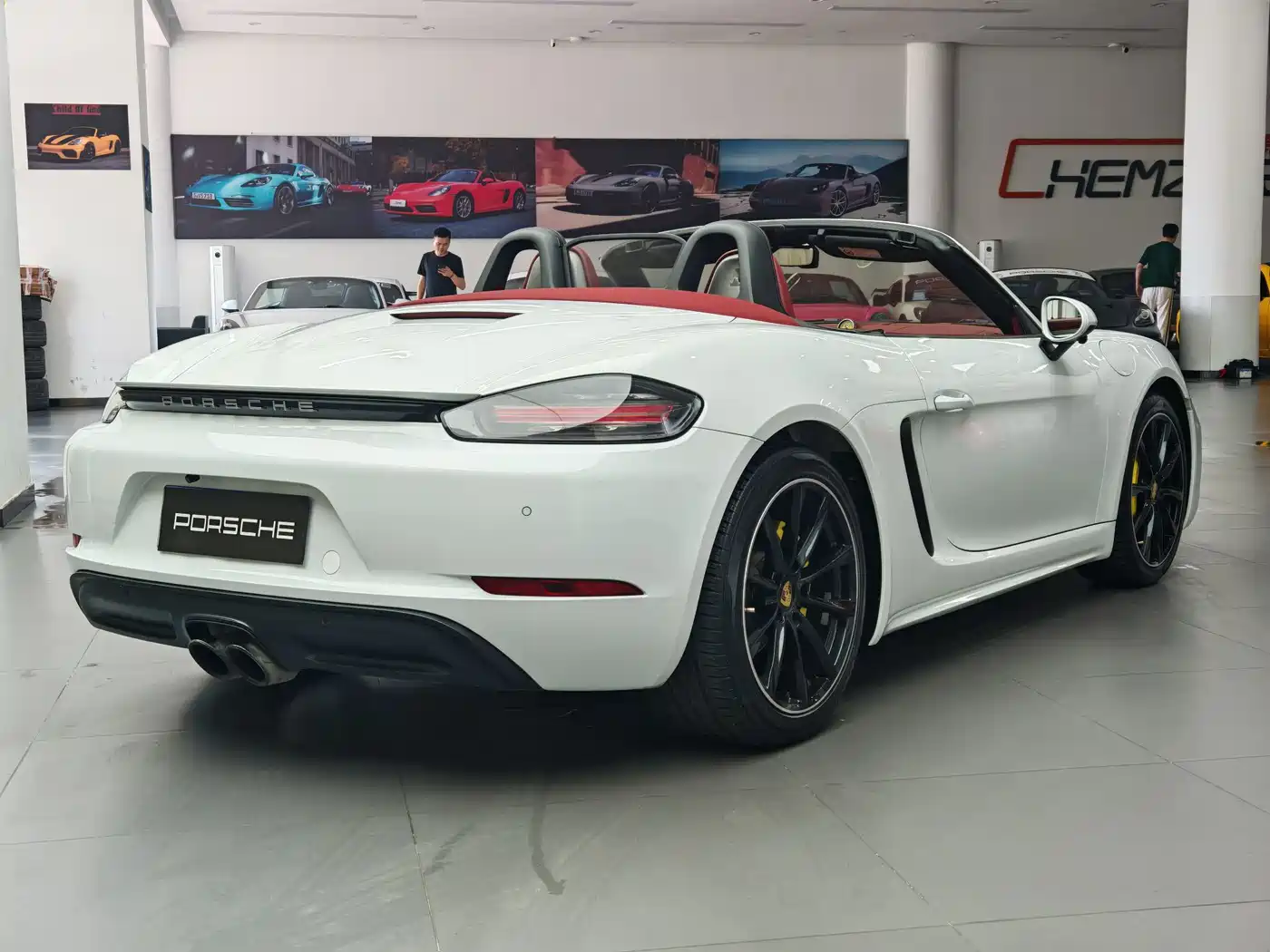 Porsche 718 2018 Boxster 2.0T фото 10