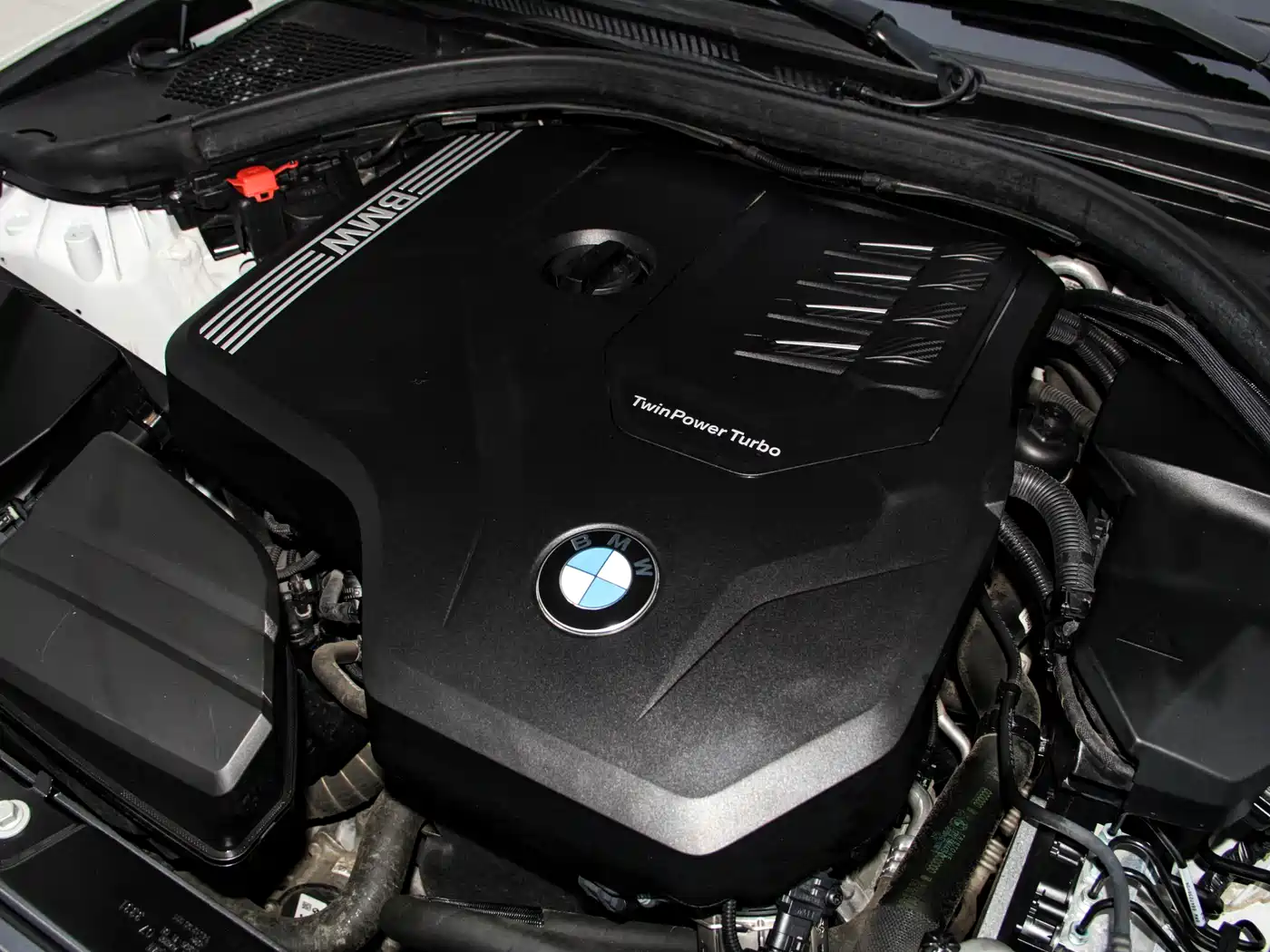 BMW 3 Series 2022 325Li M Sport Shadow Edition фото 27