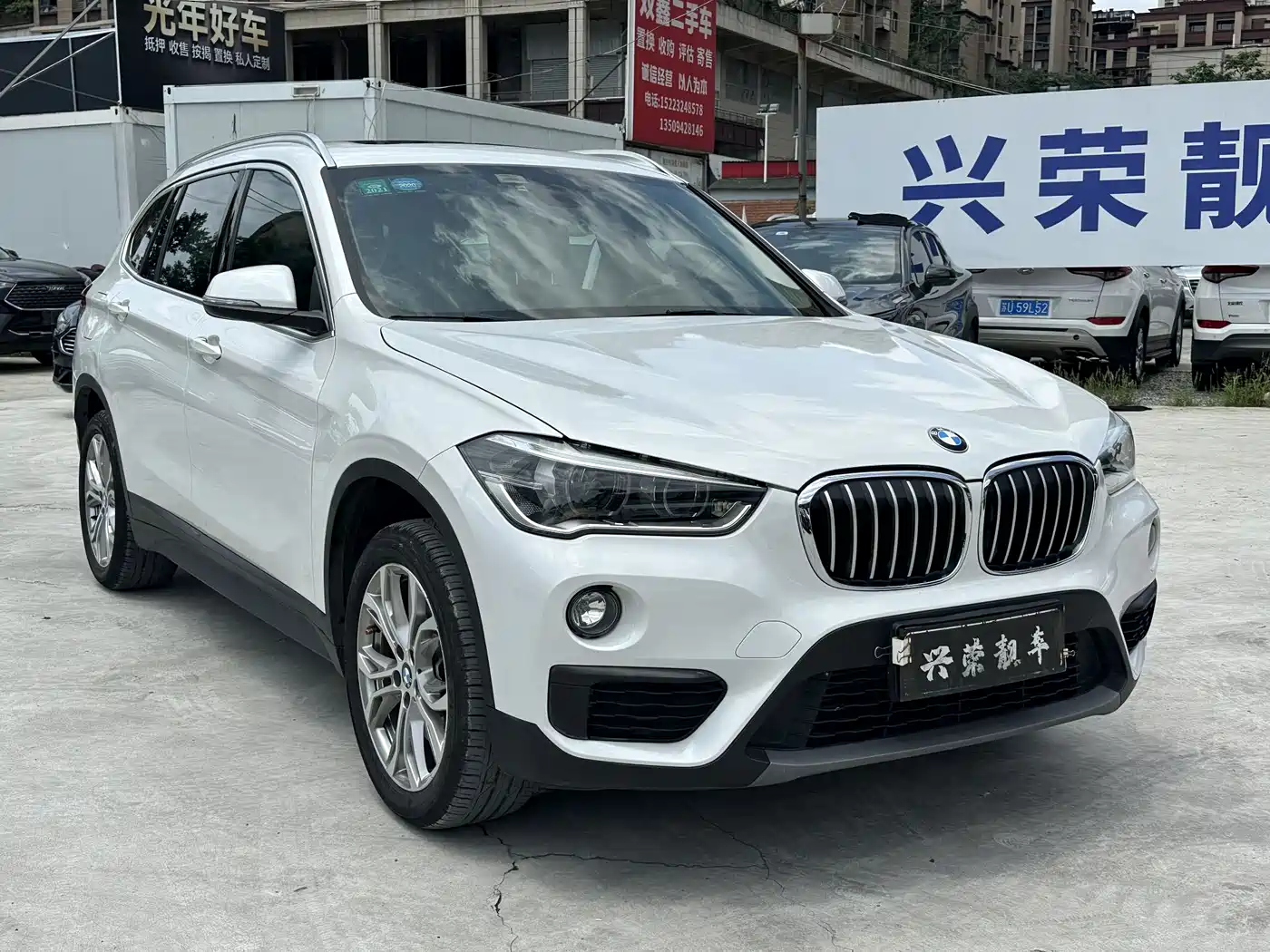 BMW X1 2019 sDrive20Li Leading Model фото 3