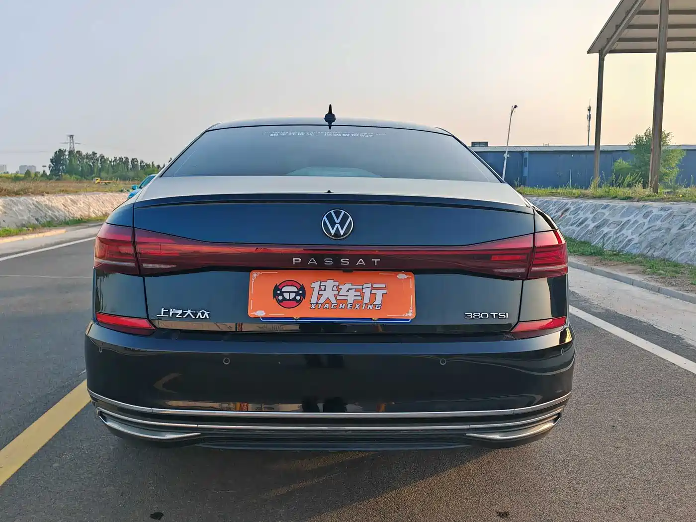 Volkswagen Passat 2024 330TSI Starlight Elite Edition фото 5