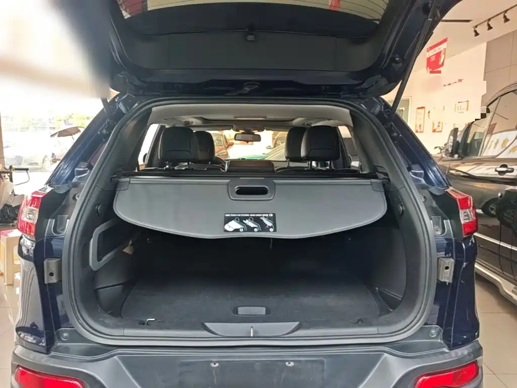 Jeep Cherokee 2016 2016 2.0L Superior Edition