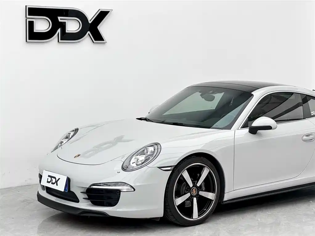 Porsche 911 2015 Carrera 3.4L Style Edition фото 3