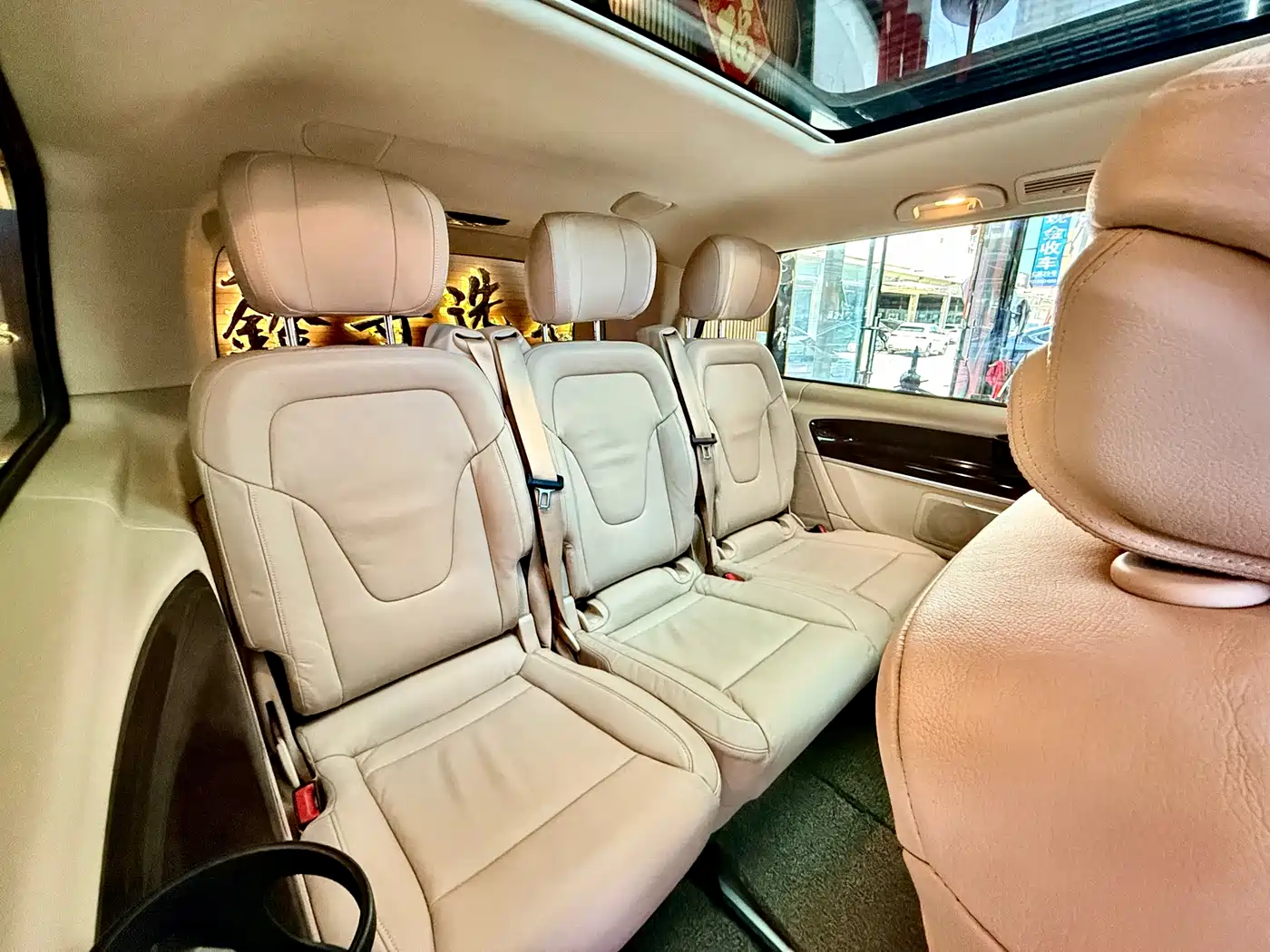 Mercedes-Benz V-Class 2016 V 260 L Premium Long фото 15
