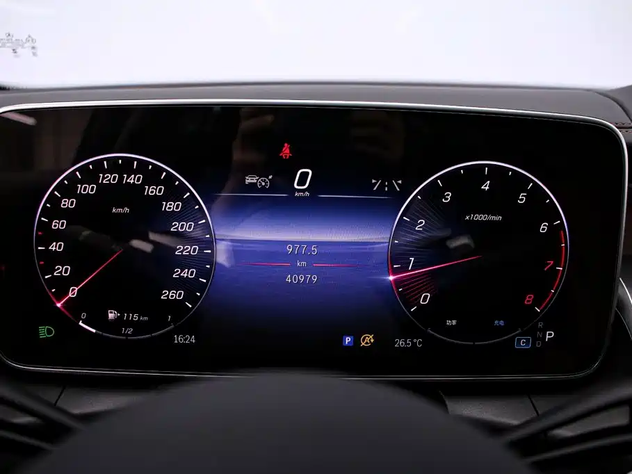 Фото 6 - Mercedes-Benz GLC
